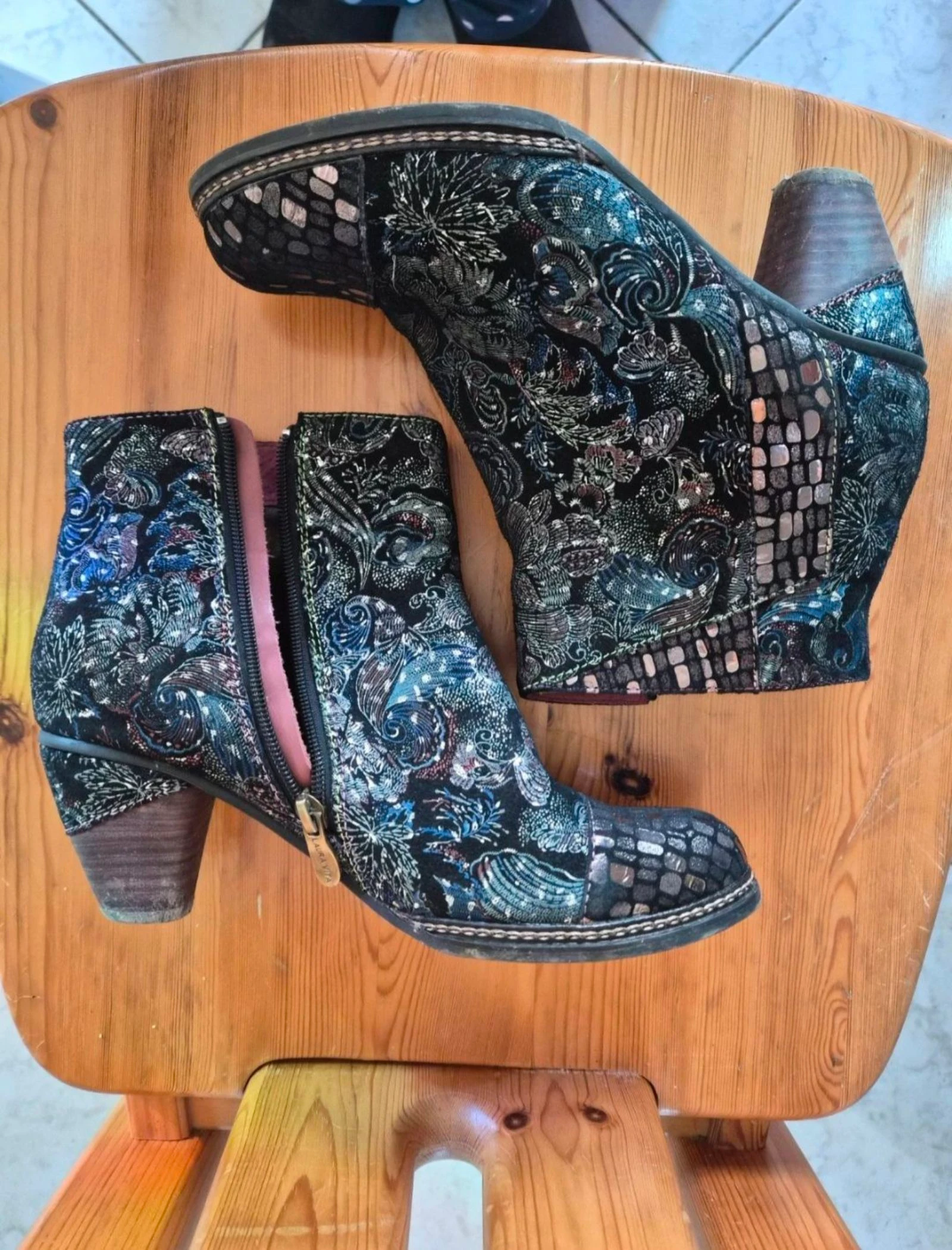 Botines Laura Vita talla 40 – photo 2